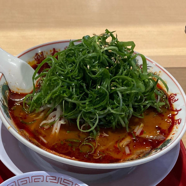 「辛みそラーメン　九条ねぎ」@ラーメン魁力屋 武蔵村山店の写真