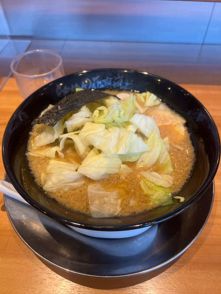 「嵐げんこつラーメン　キャベツトッピング」@らあめん花月嵐 八潮駅前店の写真