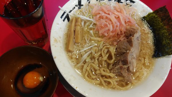 「ラーメン/岩下の新生姜/生卵」@ラーメン ギタギタの写真