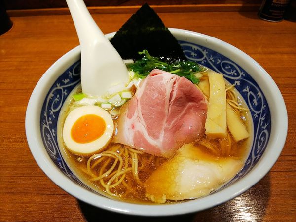 「煮干そば・白醤油」@寿製麺よしかわ 川越店の写真