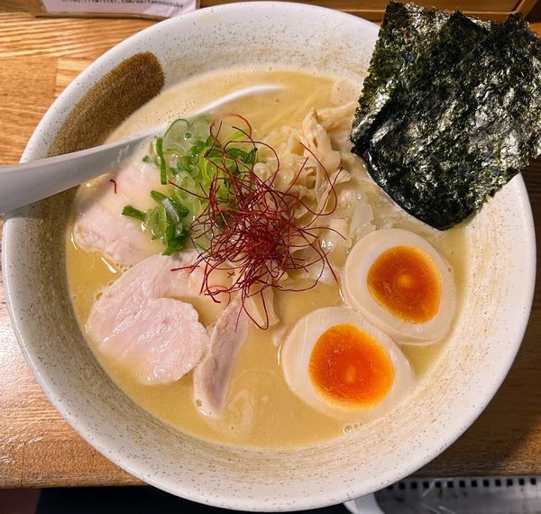 「特製濃厚鶏白湯」@麺匠ようすけ 鶏煮亭の写真