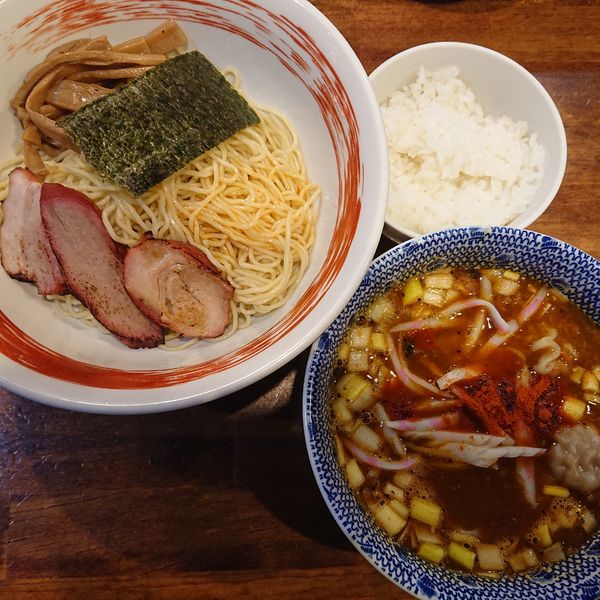 「【限定】カレーワンタンつけそば中盛1050円(辛さ２倍)」@麺屋 悠の写真
