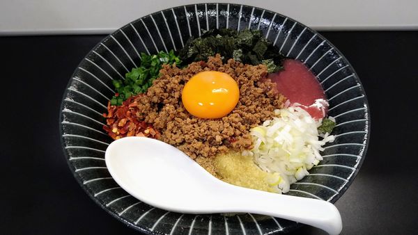 「【限定】桃台湾まぜそば(追い飯付)」@自家製麺SHINの写真