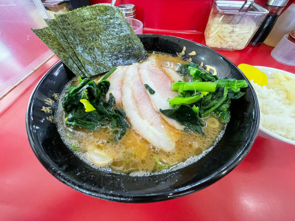 「チャーシュー麺」@杉田家 千葉祐光店の写真
