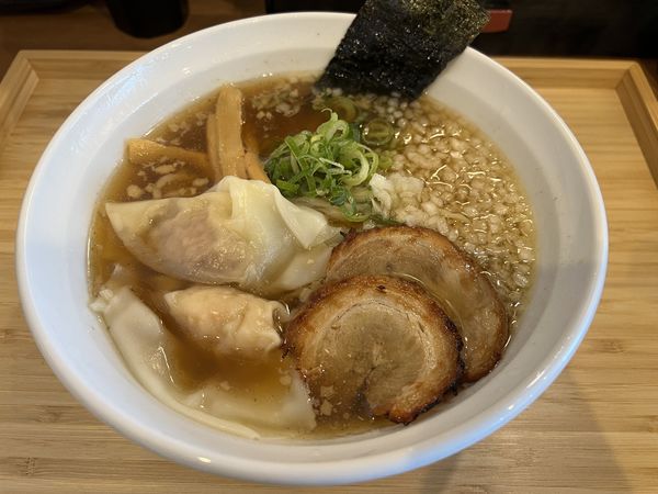 「2種のジャンボワンタン麺 1000円」@らぁめん 麺彩家の写真