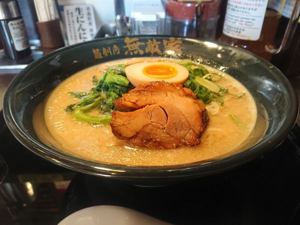 「本丸ｰX＋生ニンニク」@麺創房 無敵家の写真