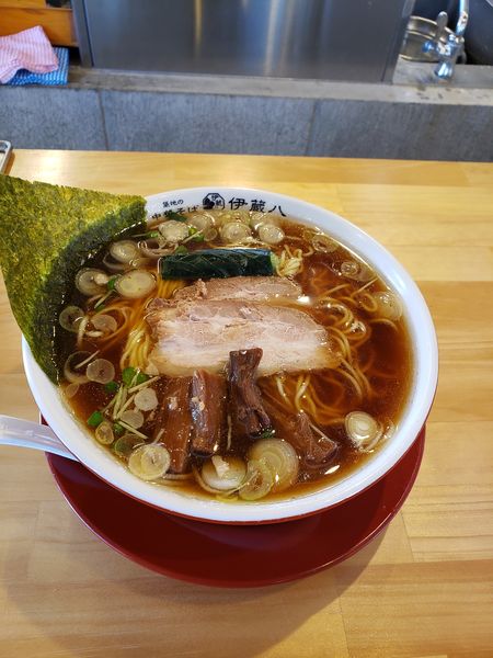 「ラーメン並」@築地の中華そば 伊蔵八の写真