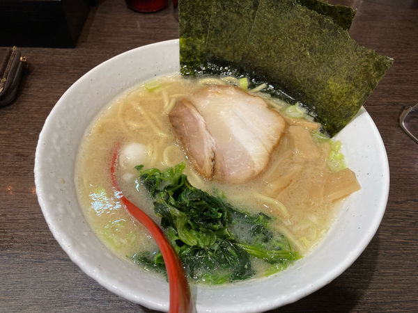 「塩豚骨」@ゴル麺。 野毛店の写真