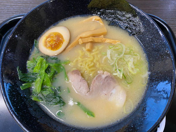 「あご白湯らーめん ¥860」@フードコート山美湖の写真