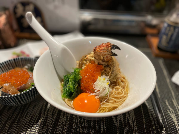 「【限定】青森産桜蟹のまぜそば　¥1500」@酒肴場 屯の写真