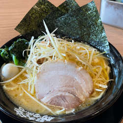 豚骨醤油チャーシューメン