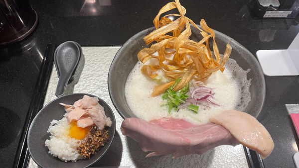 「鶏soba」@鶏soba 座銀 元町店の写真