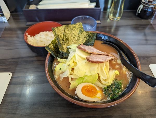 「特製ラーメン」@横浜家系らーめん 武術家の写真