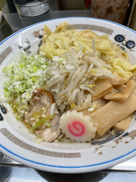 「油そば ワンタン」@中華そば みたかの写真