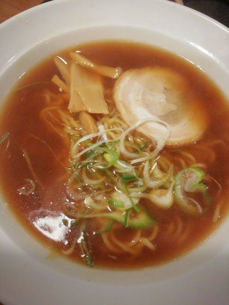 「旭川醤油ラーメン」@北海道らぁめん伝丸 つくば西大通り店の写真