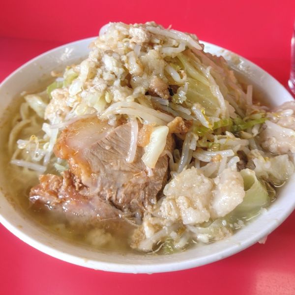 「小ラーメン､麺半分､大蒜少､アブラ」@ラーメン二郎 三田本店の写真