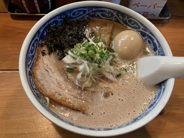 「とんこつラーメン」@愚直の写真