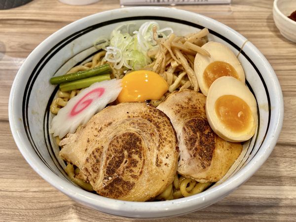 「特製大蒜油そば 大盛 ＋ 追い飯 生卵セット ＋ 辛玉」@くじら食堂 nonowa東小金井店の写真