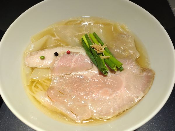 「地鶏 塩　１０００円」@noodle art gallery Ryota Tezukaの写真