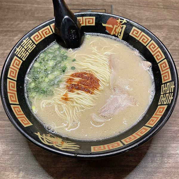 「天然とんこつラーメン」@一蘭 本社総本店の写真