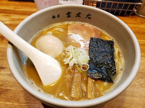 「味玉らーめん」@麺屋吉左右の写真