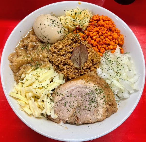 「（限定）ボロネーゼ+豚玉」@鷹の目 大宮店の写真