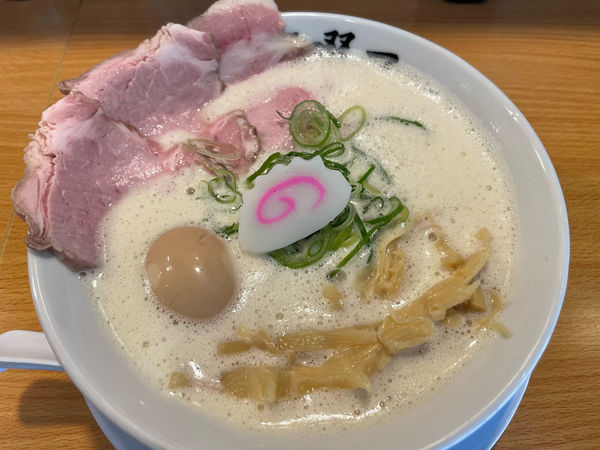 「鶏そば(850円)煮玉子(100円)」@鶏そば 啜るの写真