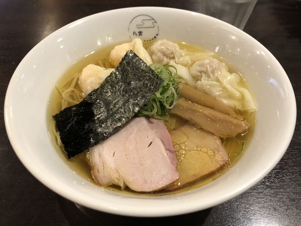 「特製ワンタン麺ハーフ白だし」@八雲の写真