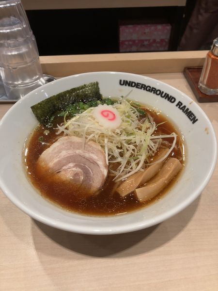「ラーメンライト　800円」@UNDERGROUND RAMEN 頑者 コクーンシティさいたま新都心店の写真