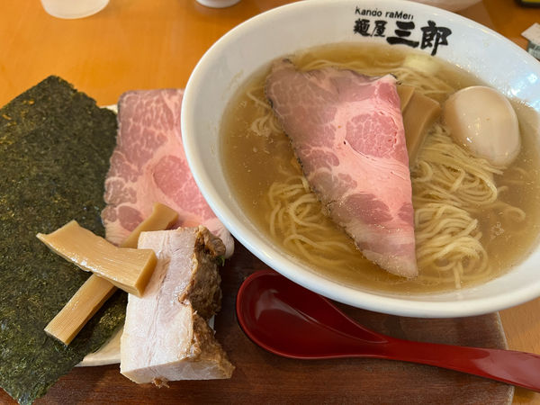 「本節塩ラーメン（月替わり）」@麺屋 三郎の写真