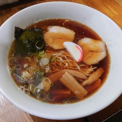 中華そば とん平の画像