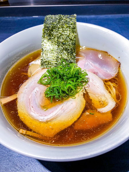 「醤油ラーメン」@うずとかみなりの写真