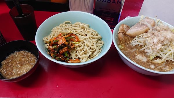 「ぎょったまつけめん 小 ニラダレ あまーいあぶら」@ラーメン二郎 中山駅前店の写真