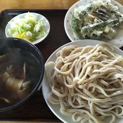 肉つゆもりうどん(小々)＋天ぷら(ナス、竹輪、青唐辛子)
