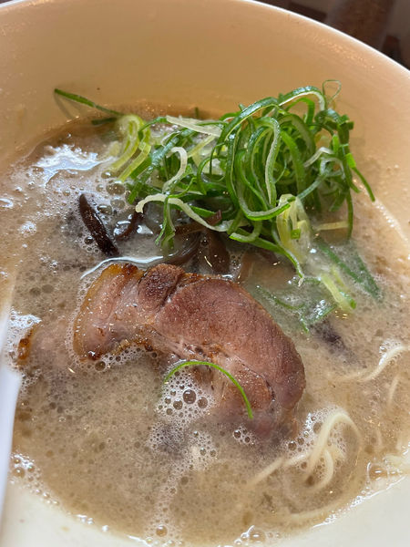 「博多豚骨らーめん」@幸心堂の写真