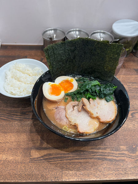 「グッドラックラーメン　1,000円」@麺家 GOOD LUCK 総本店の写真