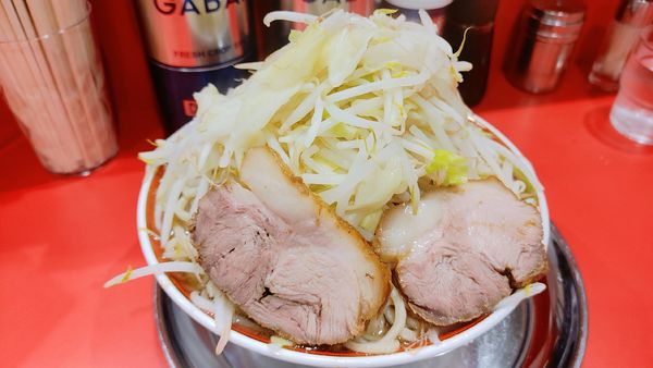 「限界盛・大ラーメン(ヤサイ)￥950」@ラーメンタロー 蒲田の陣の写真