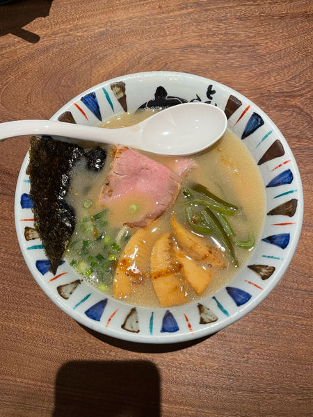 「七志(830円)」@とんこつらーめん七志 上大岡店の写真