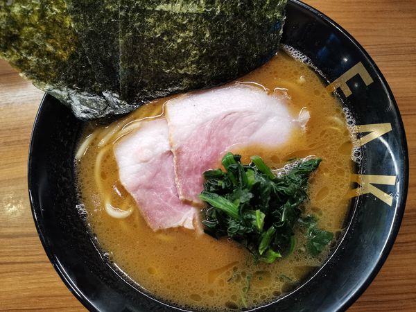 「ラーメン」@MEN-EIJI EAK 東区本町店の写真