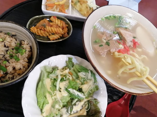 「沖縄そば定食(750)」@びんがたの写真