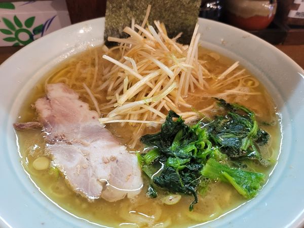 「ランチ単品らーめん　中盛　味付白髪ねぎ」@横浜家系らーめん たま家の写真
