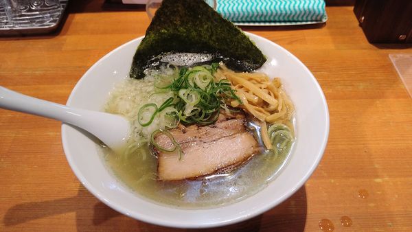 「しおグリーン麺¥950-」@麺屋 六感堂 Rock'anDoの写真