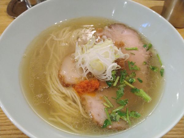 「塩そば」@地球の中華そばの写真