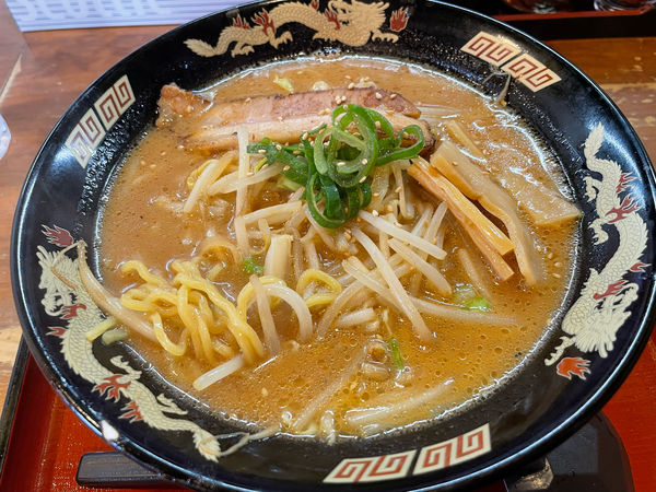 「味噌ラーメン550円（オープン価格）」@麺魂 みつくにの写真