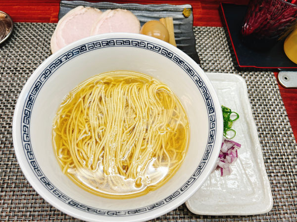 「長崎産鯵煮干し塩」@麺や 睡蓮の写真