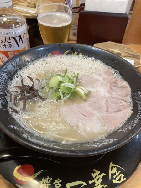 「ラーメン（７８０円）」@博多 一幸舎 エキマルシェ大阪店の写真