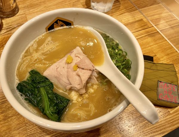 「濃厚真鯛らーめん」@真鯛らーめん 麺魚 五反田店の写真
