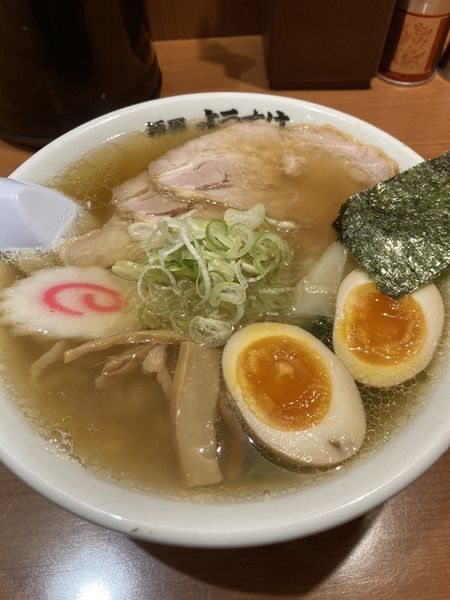 「特製醤油ラーメン（1200円）」@麺屋 ようすけ 東京ラーメンストリート店の写真