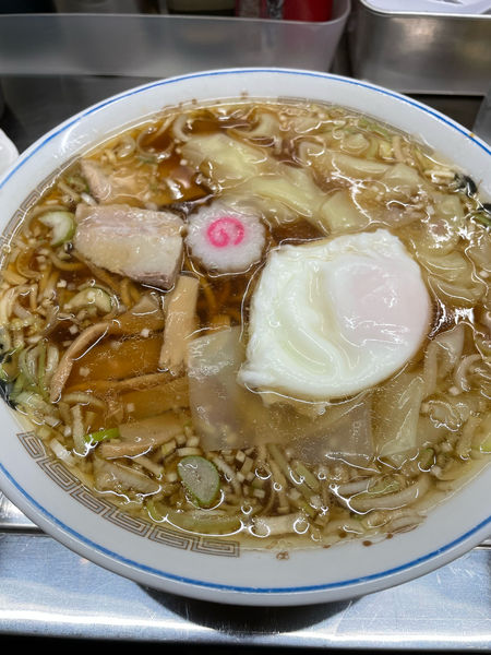 「ワンタンメン 半熟卵」@中華そば みたかの写真