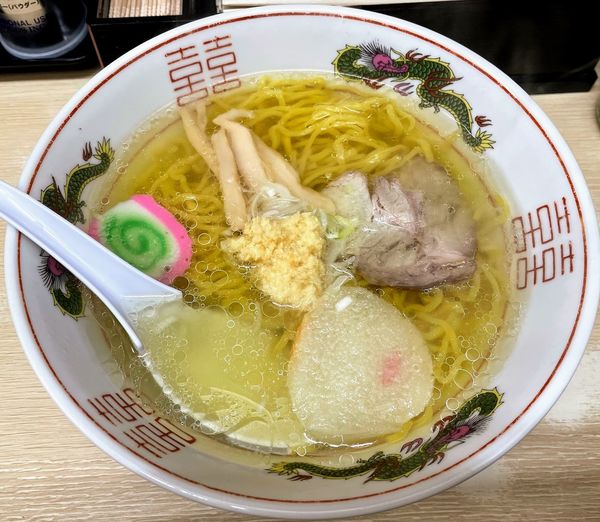 「しょうがラーメン（しお）」@ラーメン信月の写真